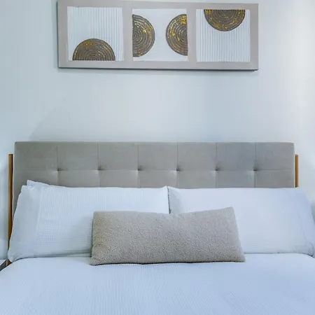 Lejlighed Luxury Coastal Sea Views Pool & Parking