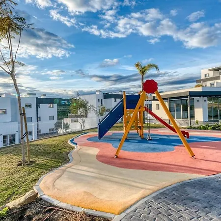 Luxury Coastal Sea Views Pool & Parking Lejlighed Estepona